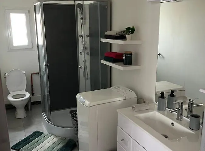 Jolie Petite Maison 4-6 Couchages Appartement *